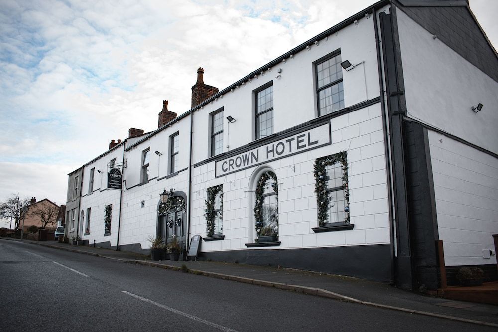 The Crown at Worthington 1