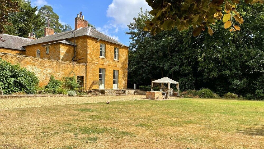 The Old Vicarage 1