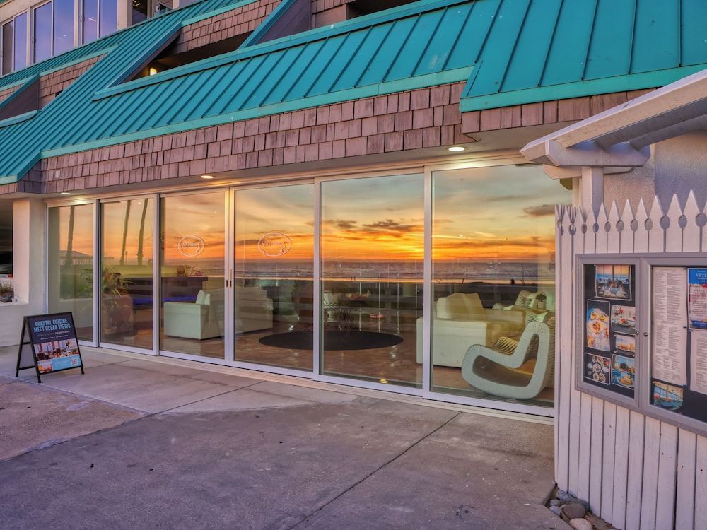 SeaVenture Beach Hotel 2