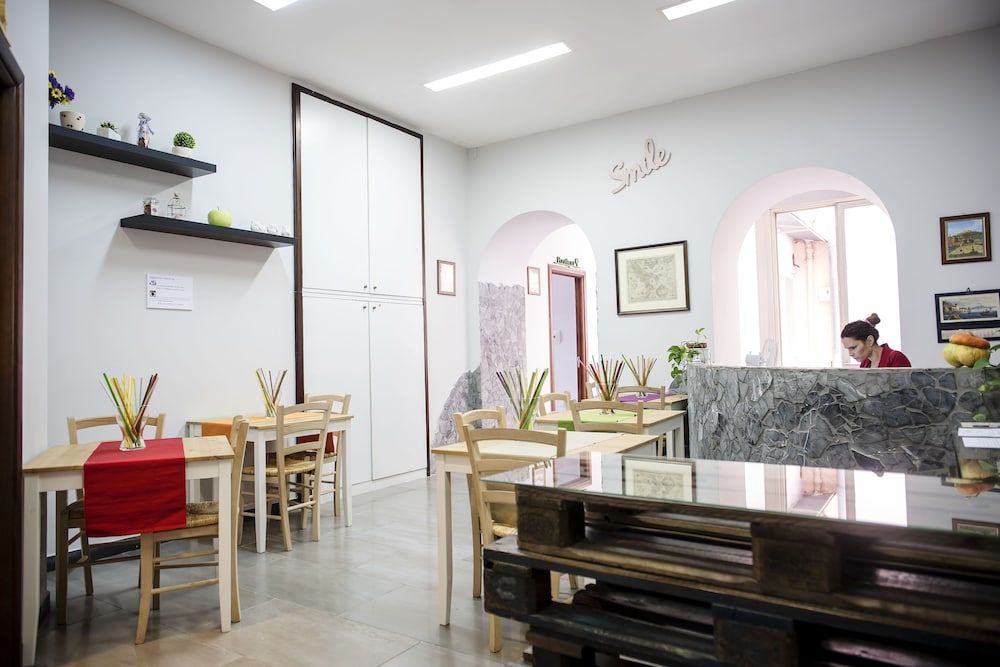 Le 4 Stagioni Dante's Suites H Napoli Centro, by ClaPa Group 2