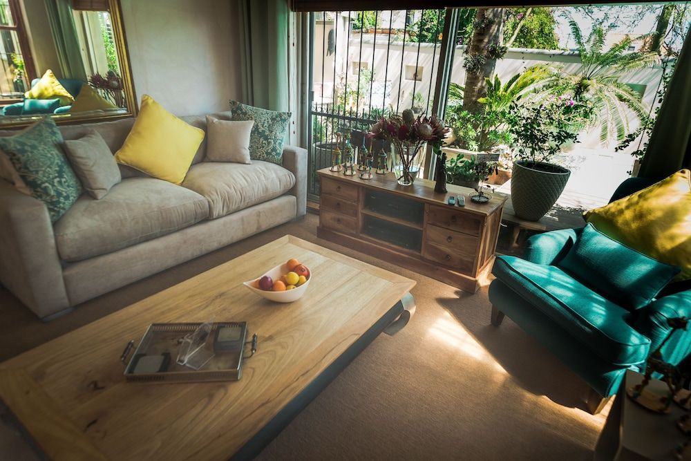 Point B Guest House -Sustainable Solar Energy 2