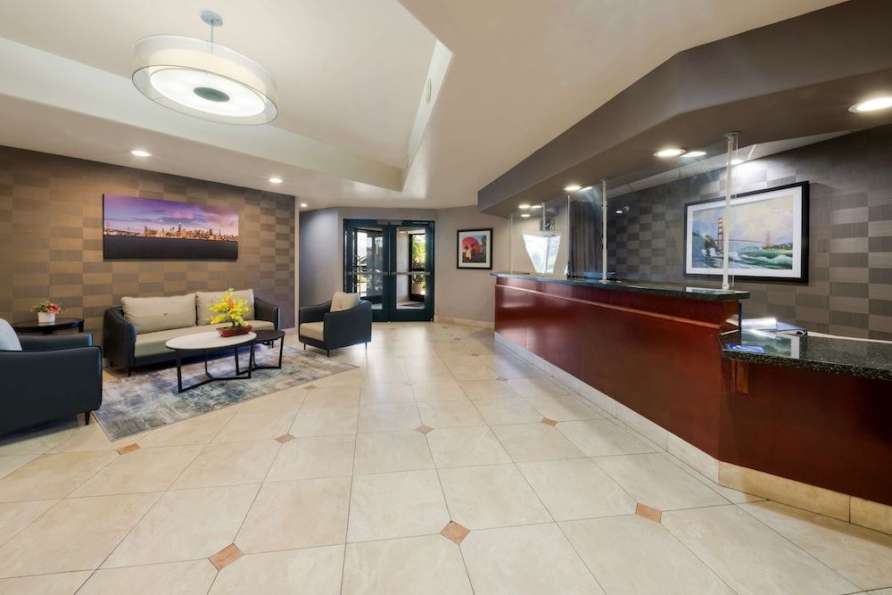 Best Western Lanai Garden Inn & Suites 2