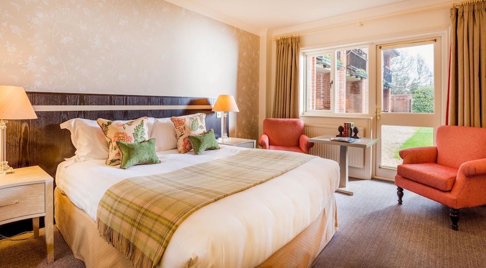 Careys Manor Hotel & SenSpa 2