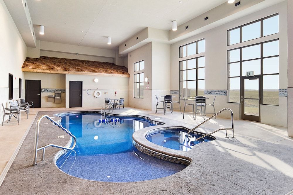 ClubHouse Hotel & Suites Rapid City 1