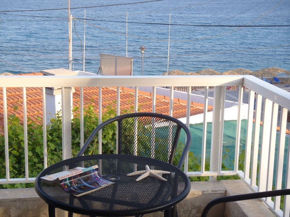 Ilioxenia Chios Studios & Apartments 1