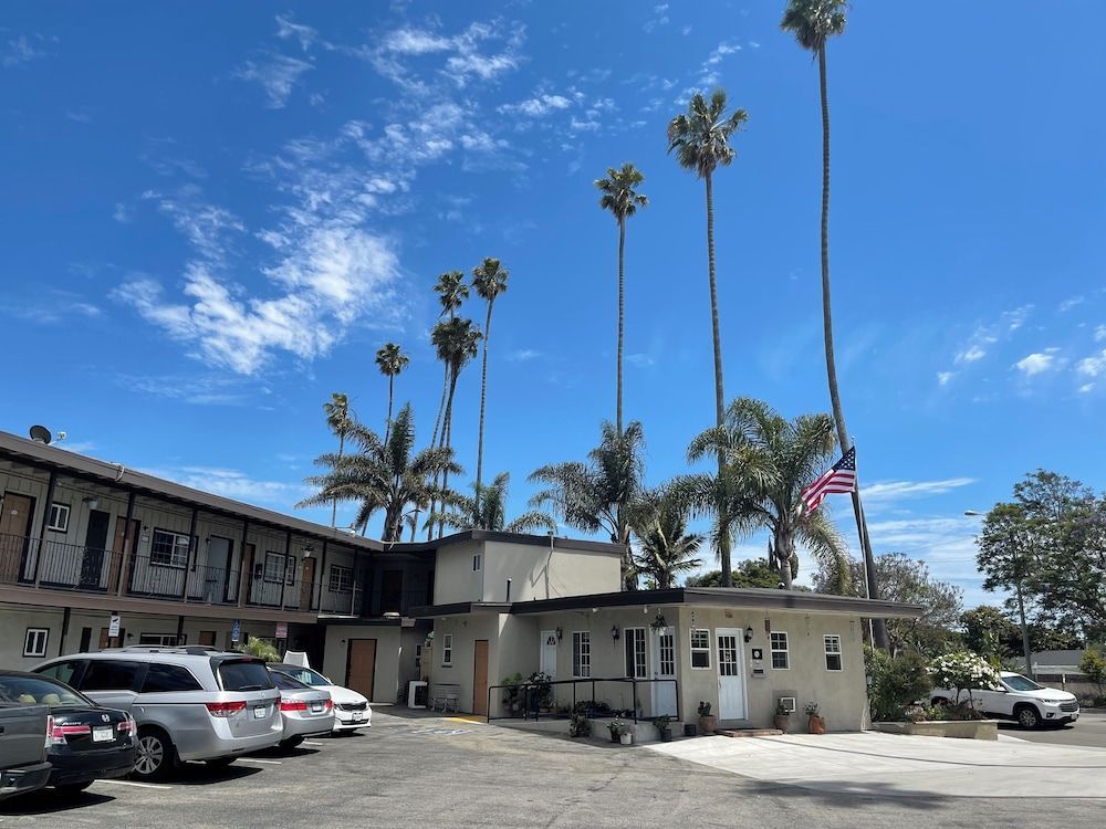 Bayshore Inn Ventura 1
