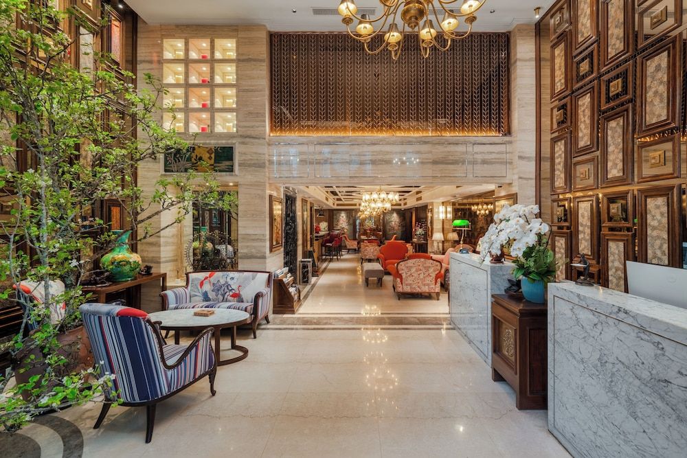 Peridot Gallery Classic Hotel 2