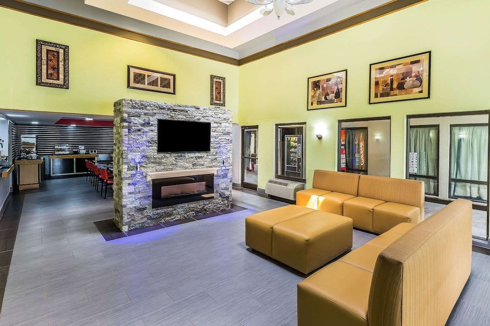 Rodeway Inn Knoxville East 2