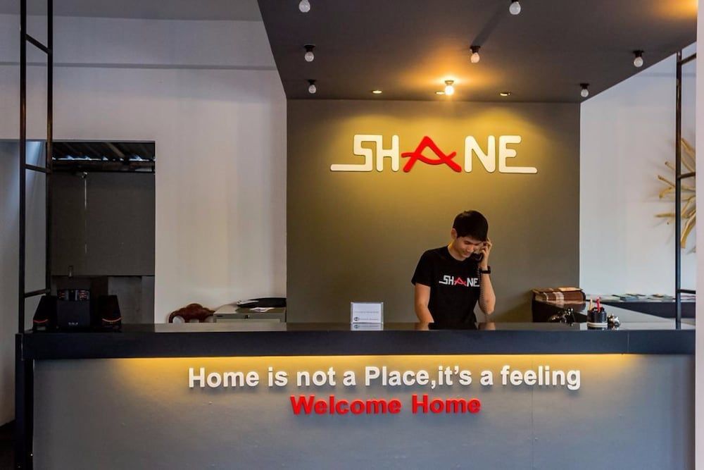 Shane Hotel 2