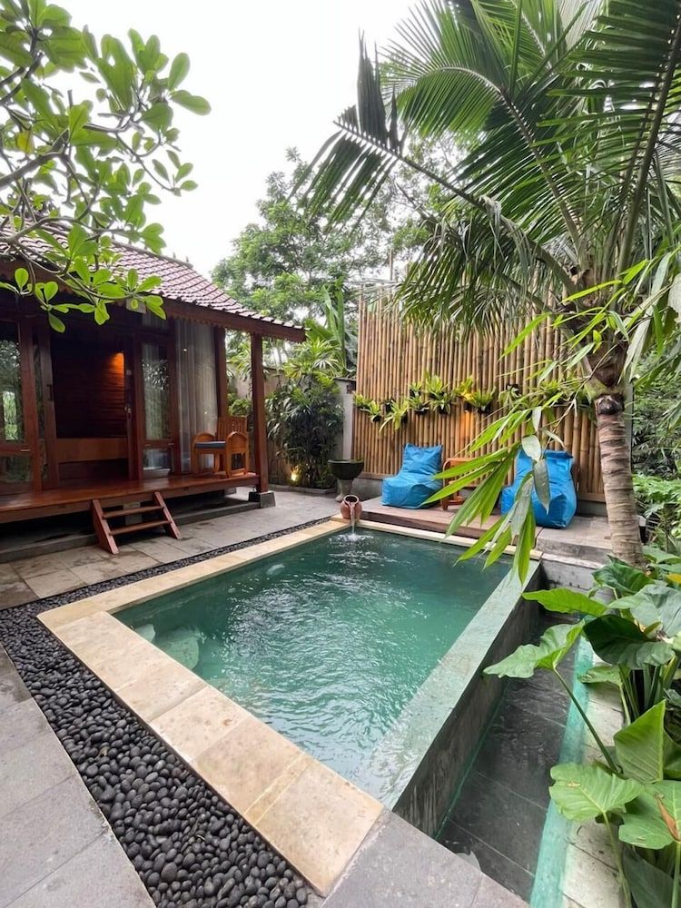 Ngesil Private Joglo & Pool by Aligna Hospitality 1