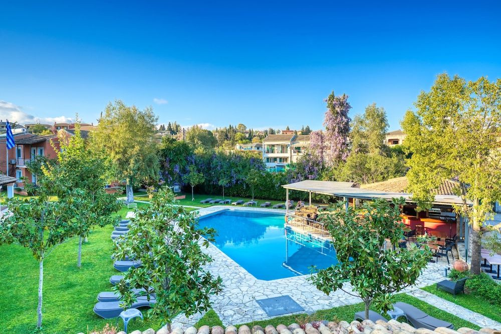 Folies Corfu Town Hotel Apartments 1