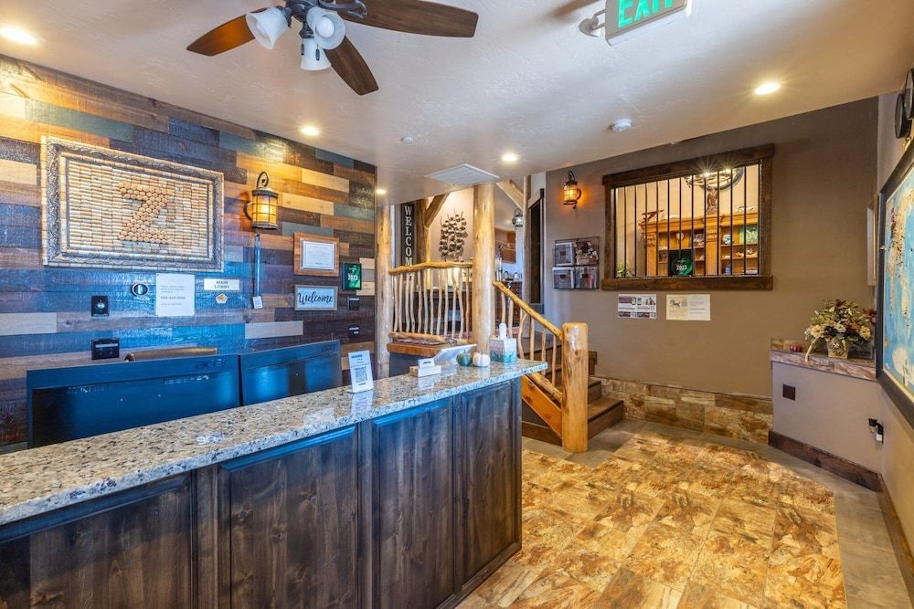 Zion Cliff Lodge 1