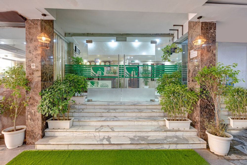 Airport Hotel Grand 2
