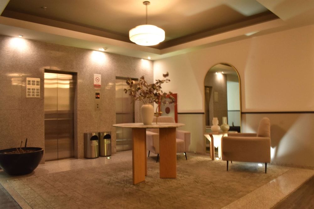 Ramada by Wyndham Mexico City Santa Fe 1
