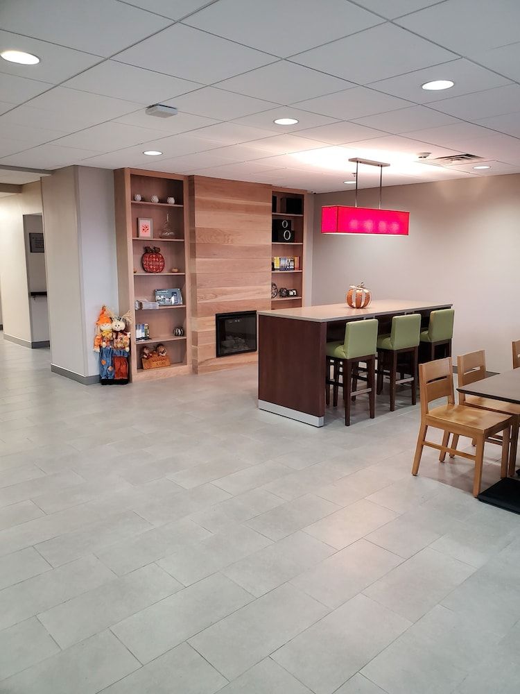 Country Inn & Suites by Radisson, Fredericksburg South I-95 , VA 2