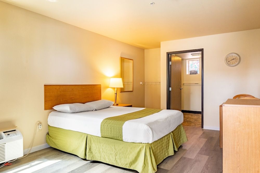 City Inn 1