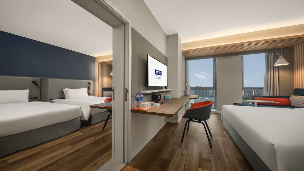 Holiday Inn Express Meishan Dongpo by IHG 2