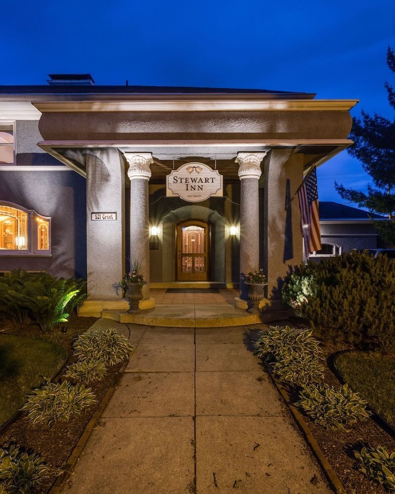 Stewart Inn 1