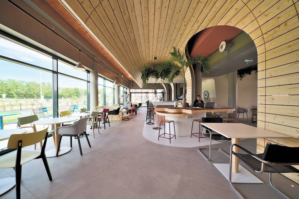 greet hotel Cernay Mulhouse 2