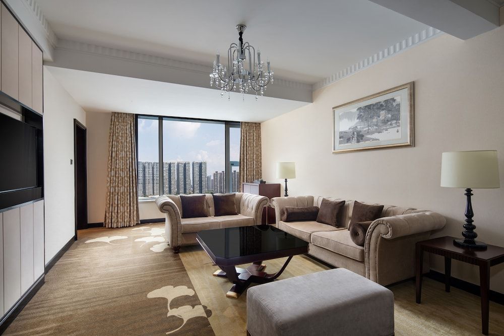 Holiday Inn Chengdu Century City-WestTower by IHG 1