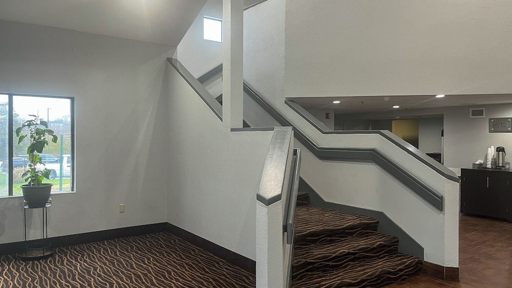 Studio 6 Suites - Knoxville, TN - Downtown 2