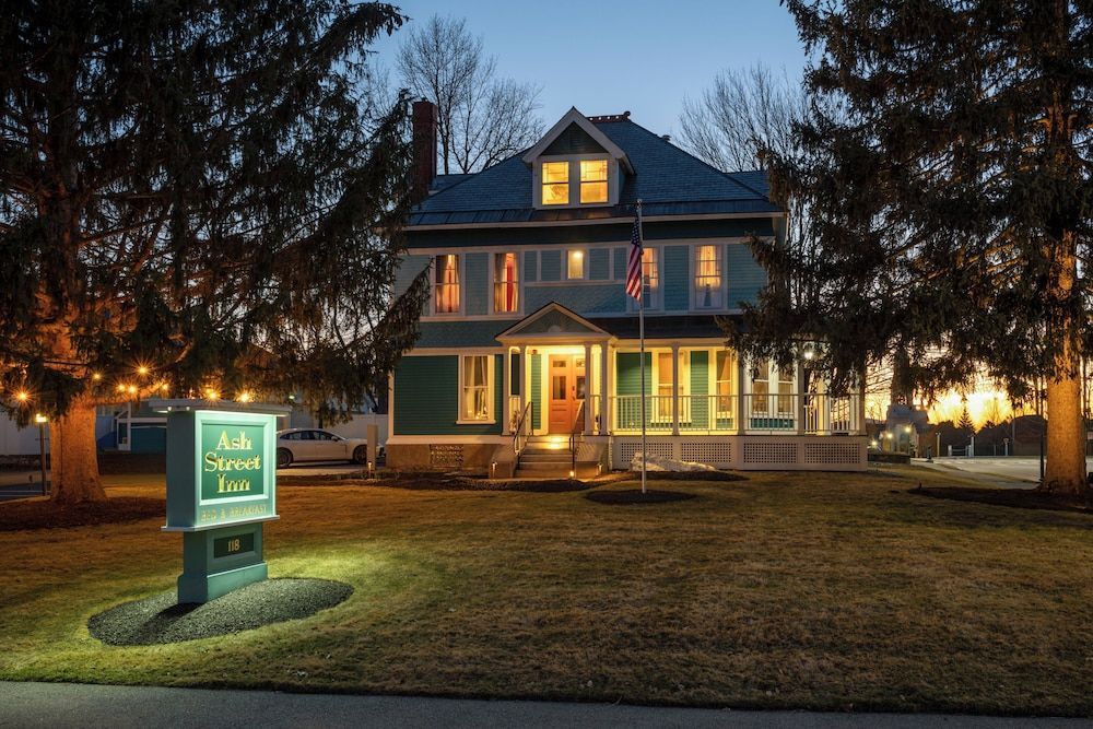 Ash Street Inn 1