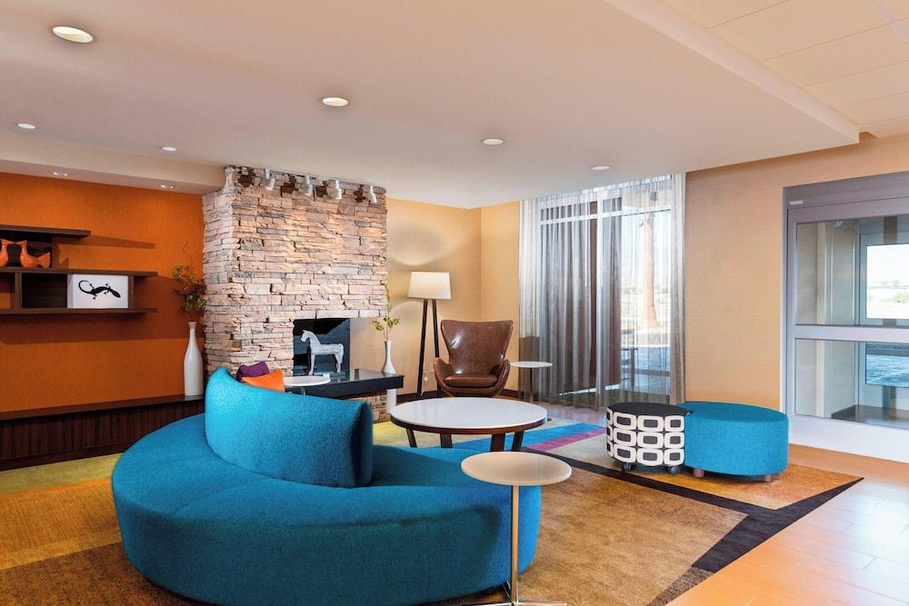 Fairfield by Marriott Inn & Suites Palm Desert Coachella Valley 2
