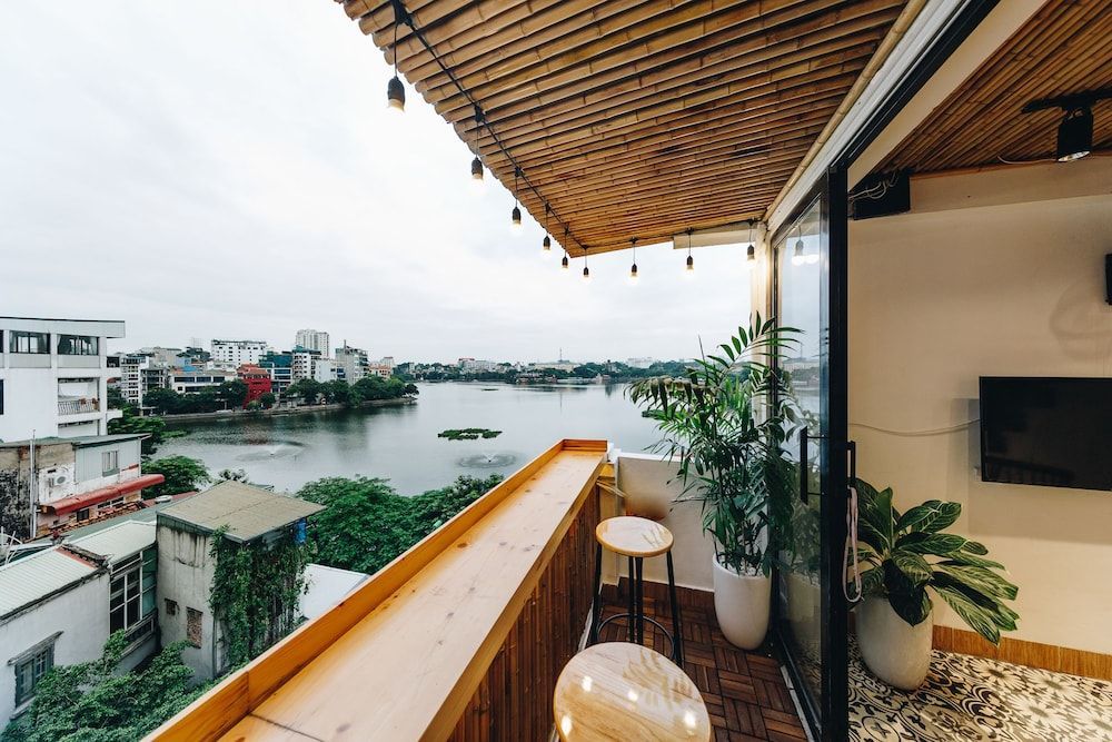 The Autumn Homestay 1