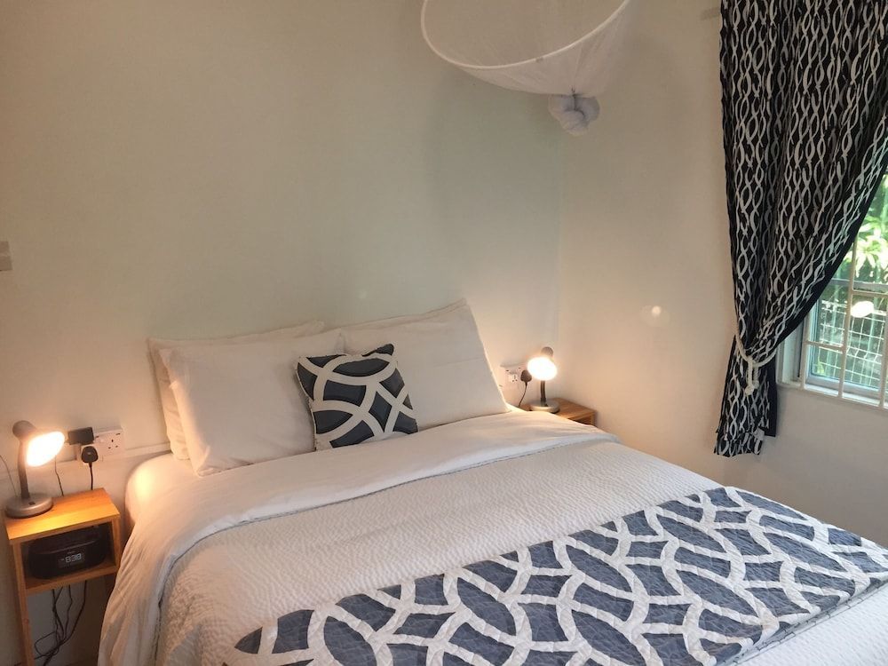 Hideaway Apartments Grenada 2
