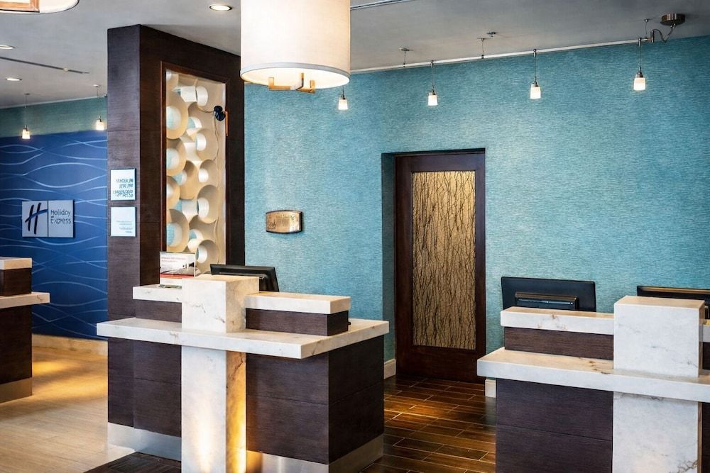 Holiday Inn Express AT MONTEREY BAY by IHG 2