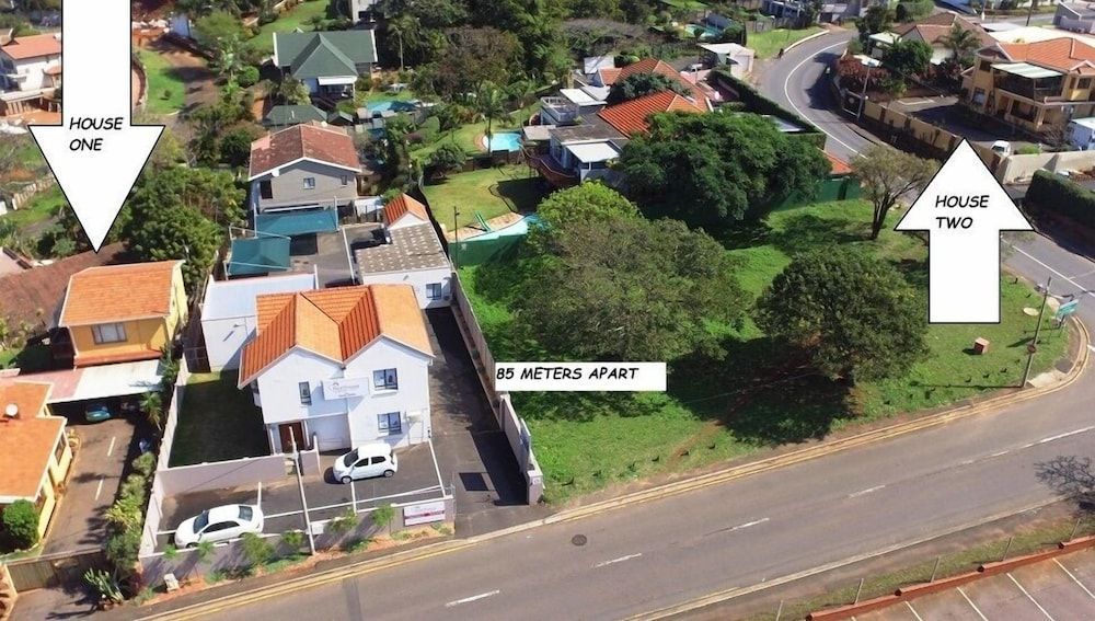 Flintstones Guest House Durban 1