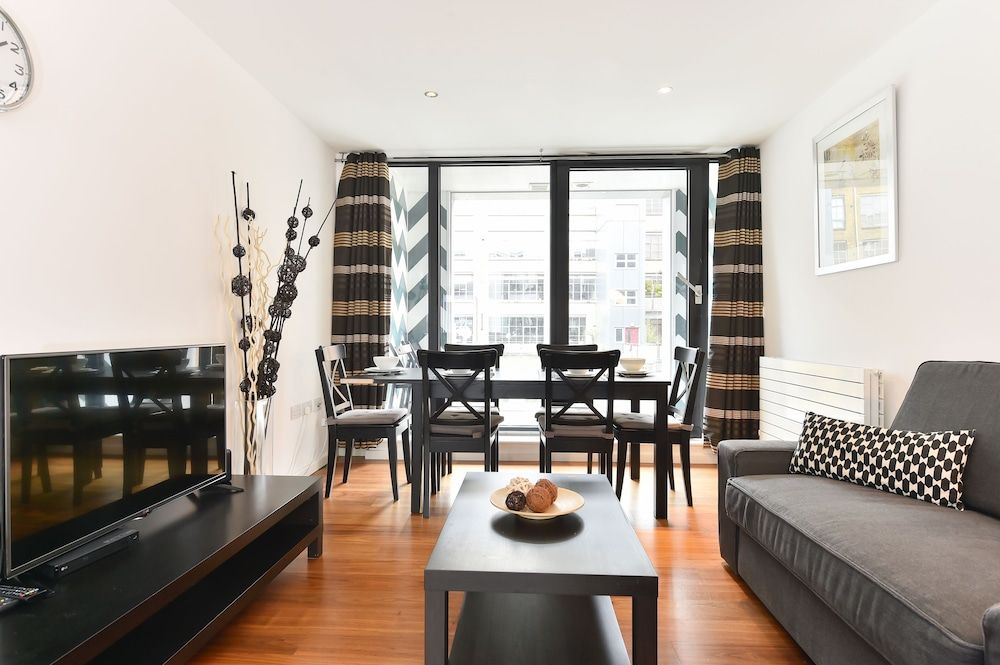 Liverpool Street City Apartments 2