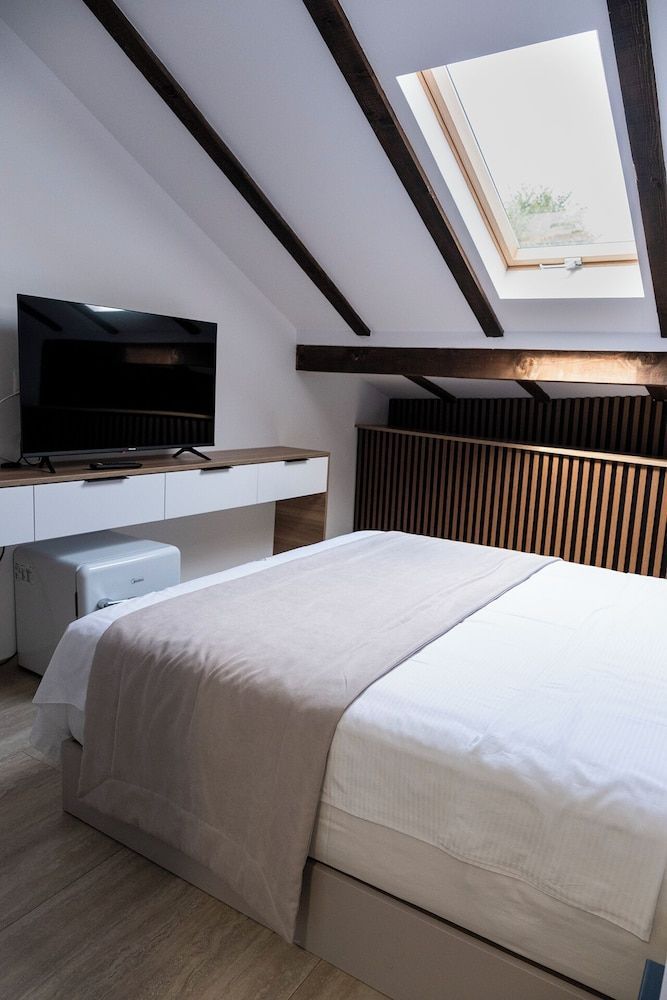 HOTEL TREVA 2
