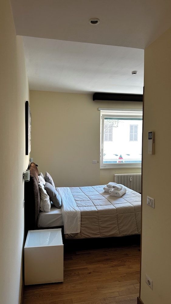 Rienzo Vatican Suites 2
