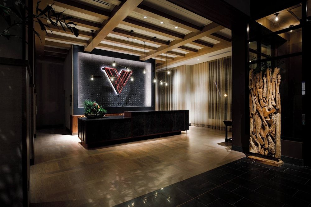 Hotel Vin, Grapevine, Autograph Collection 1