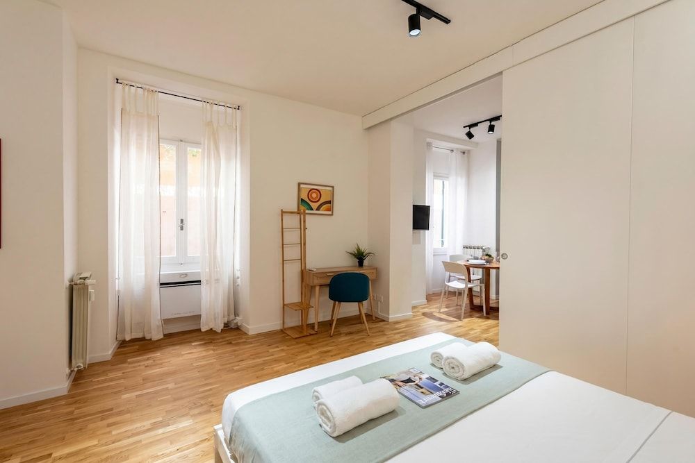 Maison Columbus in the Heart of Genova 1
