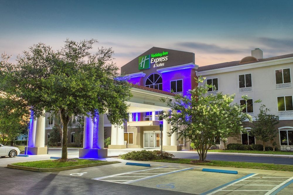 Holiday Inn Express & Suites SILVER SPRINGS-OCALA by IHG 1