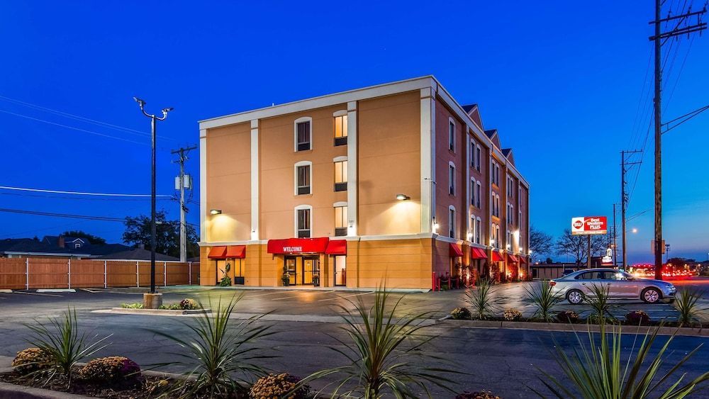 Best Western Plus O'hare International South Hotel 1