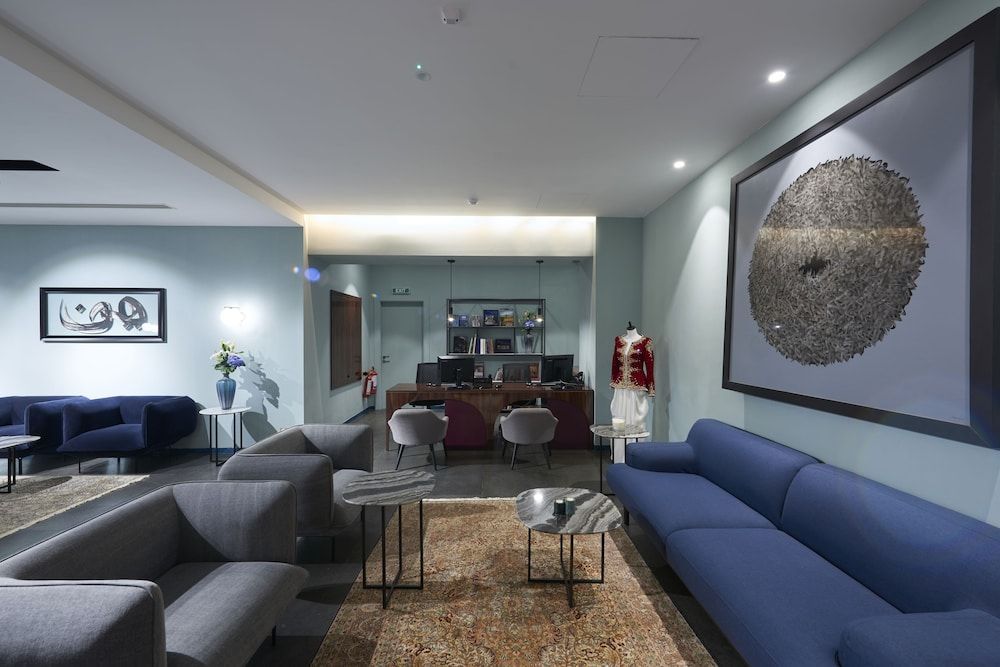 M Suite Hotel 2
