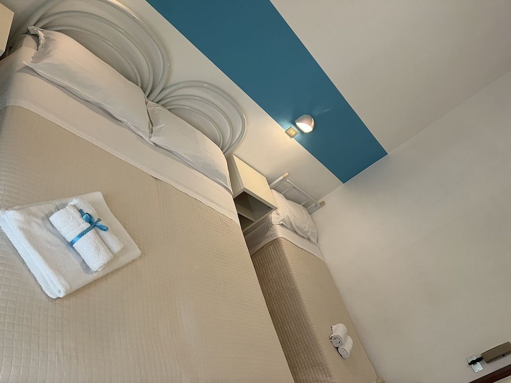 Hotel Serafini Rimini 2