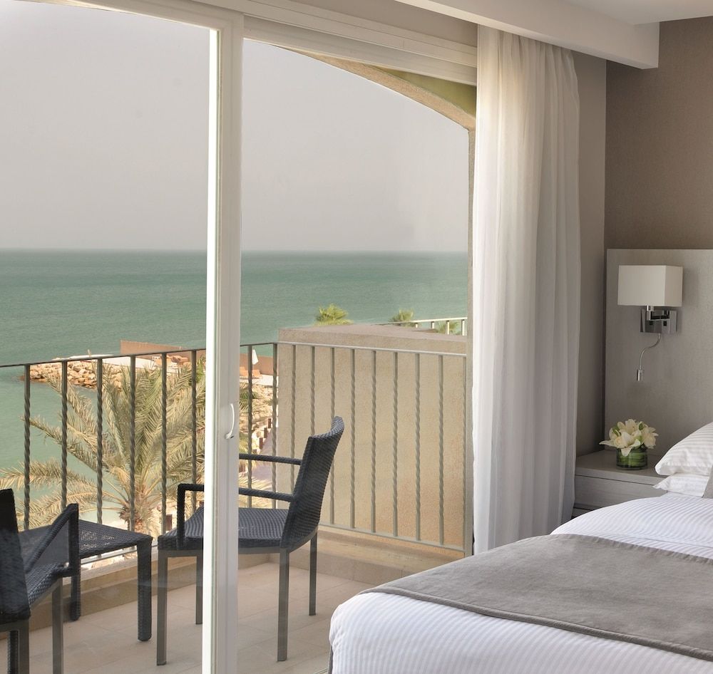 Mövenpick Hotel & Resort Al Bida'a Kuwait 2