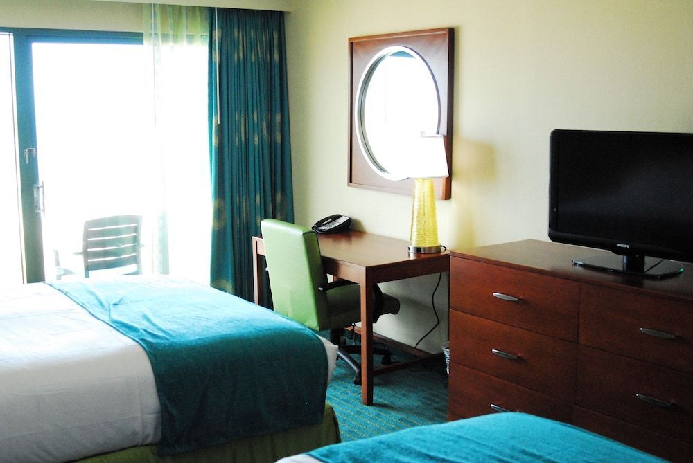 Holiday Inn & Suites VIRGINIA BEACH - NORTH BEACH by IHG 2
