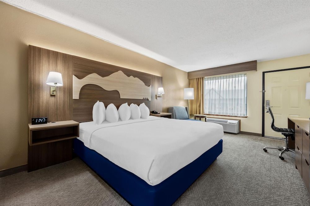 Best Western Center Pointe Inn 1