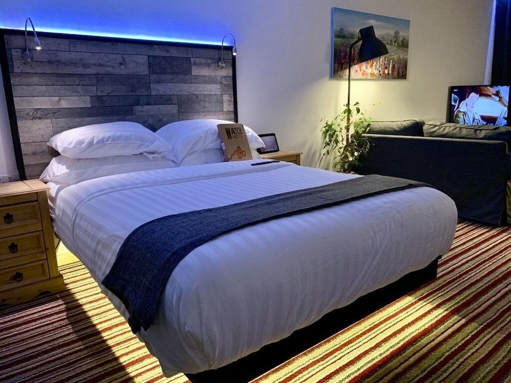 The Waterfront Lodges 2