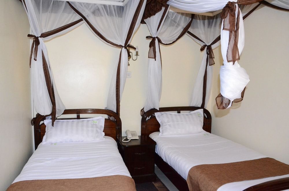 Tents Hotel 1