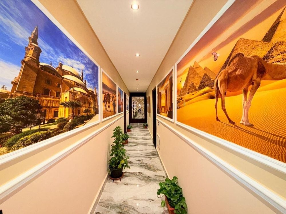 Olivia Hotel 1
