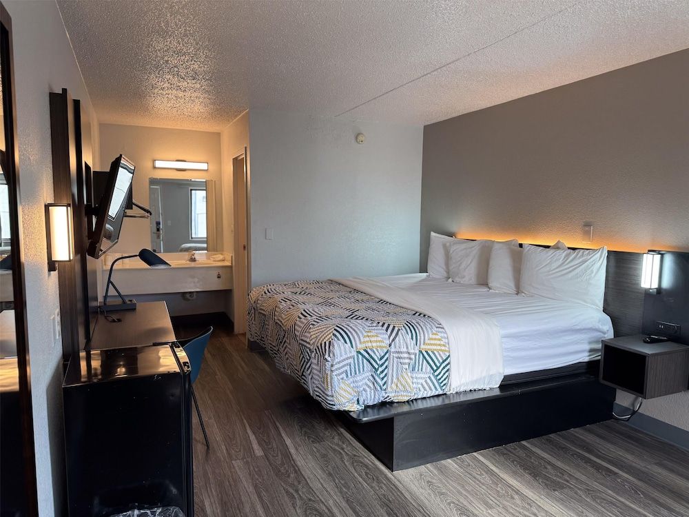 Motel 6-Farmington Hills, MI - Northwest - Farmington Hills 1