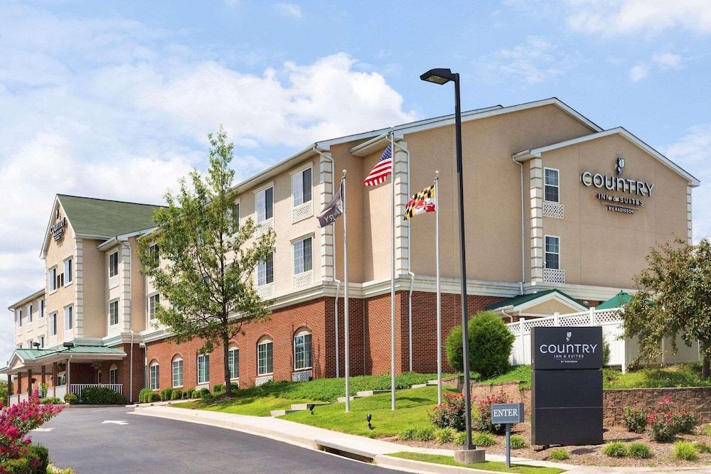 Country Inn & Suites by Radisson, Bel Air-Aberdeen, MD 1