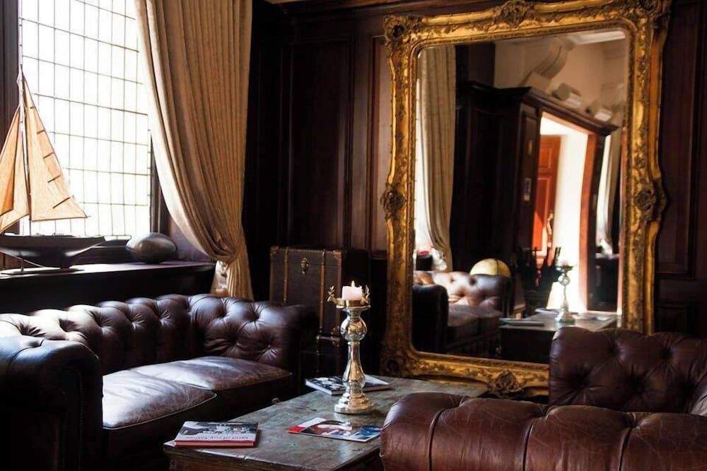 The Coal Exchange Hotel 2