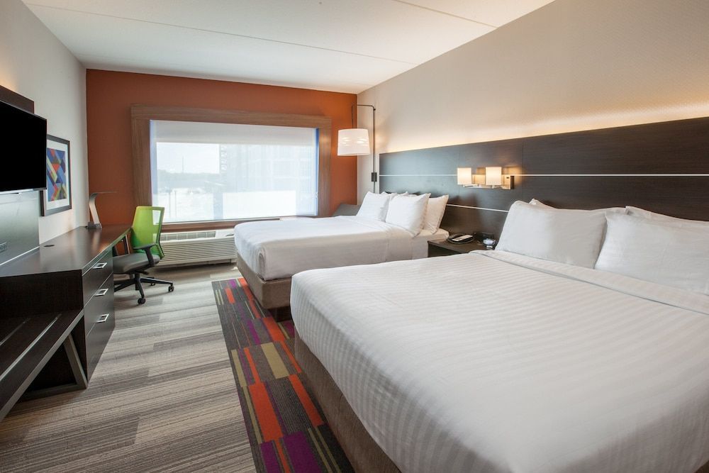Holiday Inn Express & Suites SEYMOUR by IHG 2